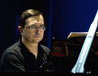 Christian Creutz photographie Pierre-Laurent en récital au festival Musica 2005