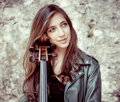 la jeune violoncelliste Camille Thomas, au Printemps des arts de Monte-Carlo