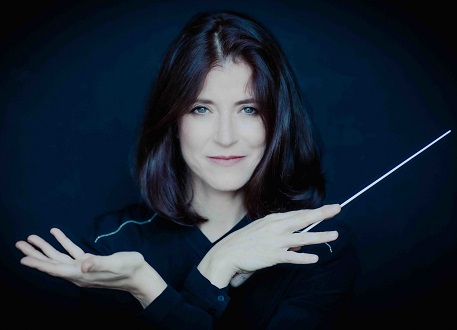 Debora Waldman dirige l'Orchestre national Avignon-Provence à Paris