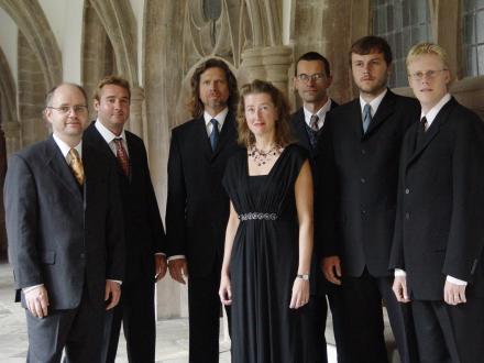 l'ensemble Josquin Capella donne le Requiem d’Ockeghem à l'Abbaye de Fontevraud