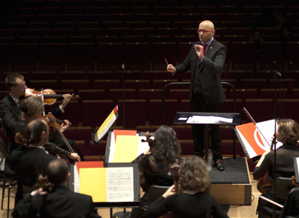 Enrique Mazzola dirige l'Orchestre national d'Île-de-France