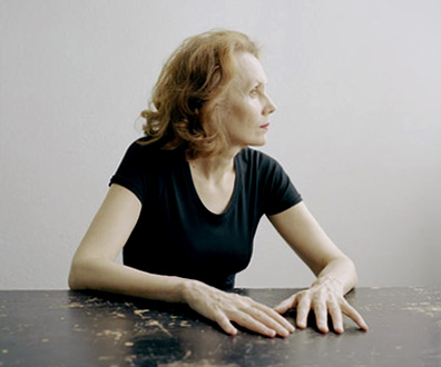 la compositrice finlandaise Kaija Saariaho, photographiée par Olivier Roller