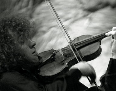 le jeune violoniste Pierre Fouchenneret joue Bartók à Dijon