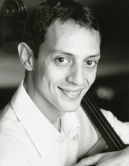 le violoncelliste Xavier Philips photographié par Céline Nieszawer