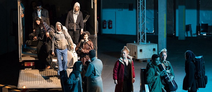 aux Donaueschinger Musiktage, TRANSIT, spectacle de Laurent Chétouane