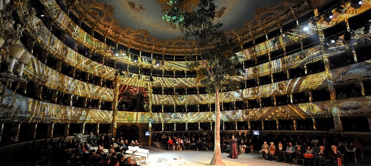 Luca Ronconi met en scène "Lou Salomé" de Giuseppe Sinopoli à La Fenice