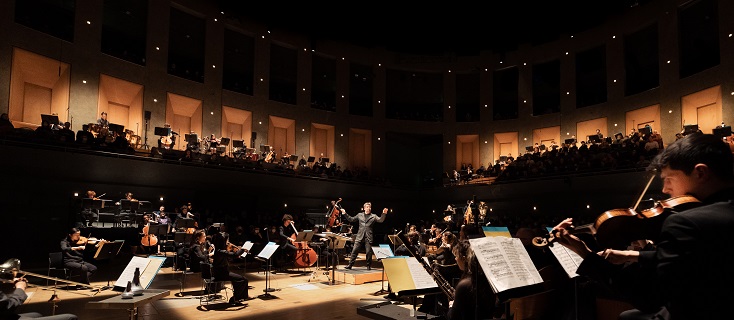 À la Cité de la musique (Paris), Matthias Pintscher joue Iannis Xenakis...