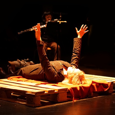 "Black Village" d'Aurélien Dumont d'après Lutz Bassmann (Antoine Volodine)