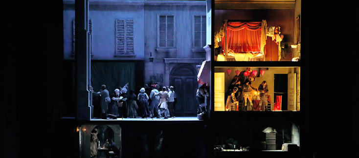 Le somptueux décor conçu par Philipp Stölzl pour Andrea Chénier de Giordano