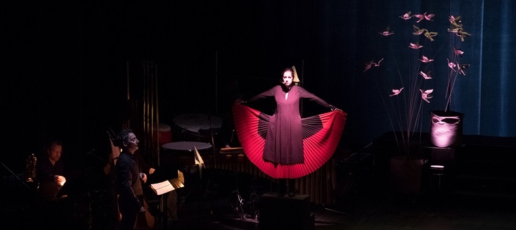 Raquel Camarinha dans La conférence des oiseaux, de Michaël Levinas