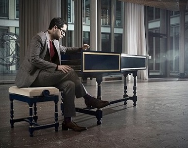 à Salzbourg, le claveciniste Mahan Esfahani improvise sur Miroslav Srnka