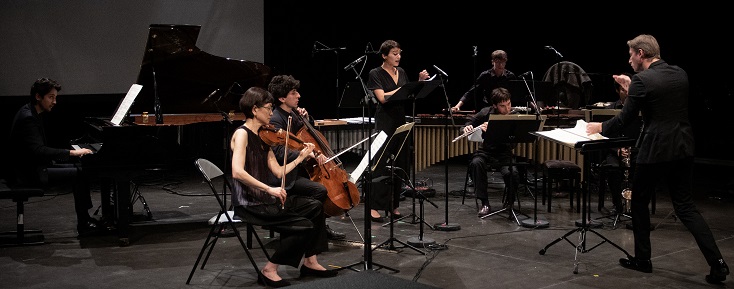 Julien Leroy dirige Next dans le cadre du Festival Ensemble(s), à Bagnolet