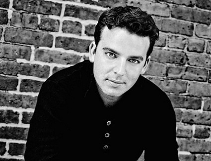 James Gaffigan dirige l'Orchestre national de France dans un programme USA