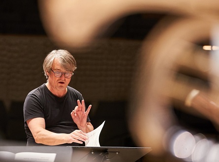 Ingo Metzmacher et les Bamberger Sinfoniker dans un menu "entartete Musik"