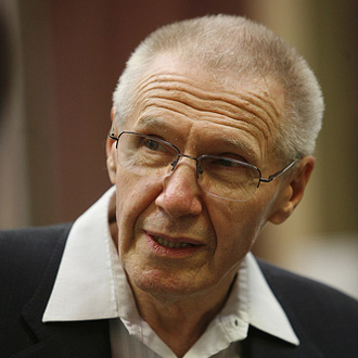 le compositeur hongrois György Kurtág joué par l'EIC