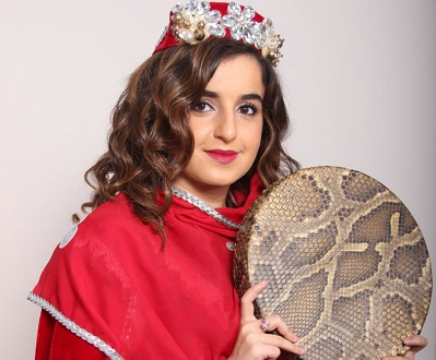 Kamila Nabiyeva honore le mugham au Théâtre des Abbesses (Paris)