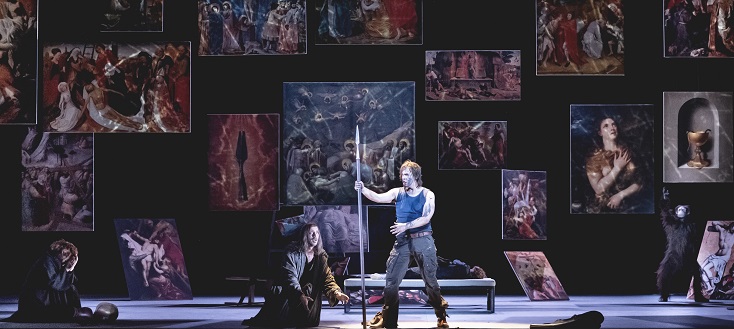 à Strasbourg, le jeune Thomas Blondelle incarne Parsifal (Wagner)