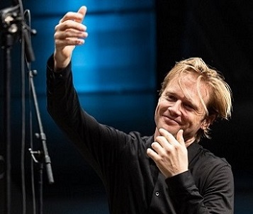 Bas Wiegers joue Mark Andre, Gordon Kampe et Nicole Lizée à Donaueschingen