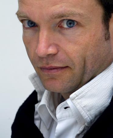 le chef et claveciniste français Christophe Rousset par Eric Larrayadieu
