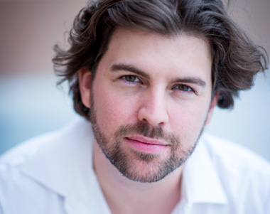 le ténor Zach Borichevsky chante Prokofiev et Rachmaninov