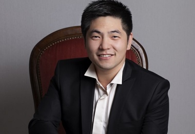 Le jeune ténor chinois Yu Shao chante aux Estivales de musique en Médoc