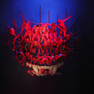 le terrible Fafner inventé par Andreas Kriegenburg à Munich
