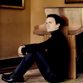 le pianiste Alexandre Tharaud joue Bach et ses modèles italiens