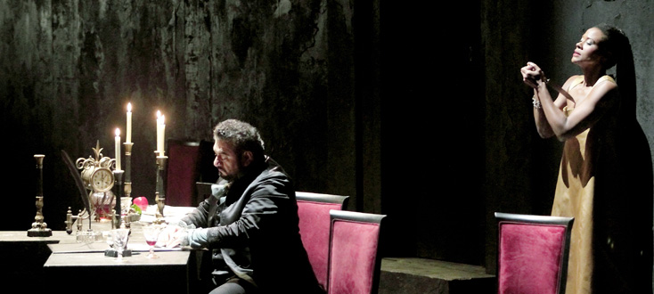 Adina Aaron et Carlos Almaguer dans Tosca, à Marseille, en 2015