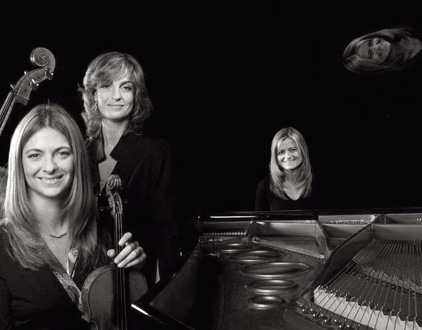 les jeunes musiciennes du Trio George Sand jouent au Musée d'Orsay
