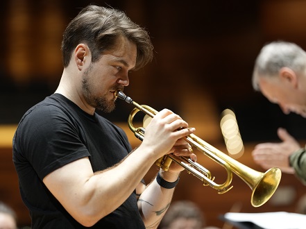 Verneri Pohjola et le Philhar’ jouent HUSH de Kaija Saariaho...