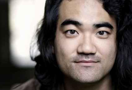 le compositeur japonais Dai Fujikura photographié par Astrid Ackermann