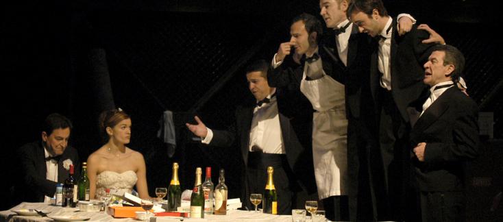 Opéra de Quat'sous réussi à Tourcoing, mis en scène par Christian Schiaretti