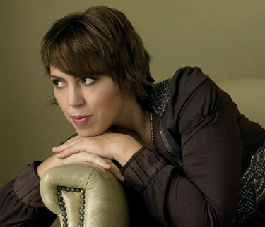 la jeune pianiste Gabriela Montero photographiée par Uli Weber
