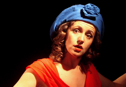 Edwige Bourdy en marie Dubas, à Saint-Étienne