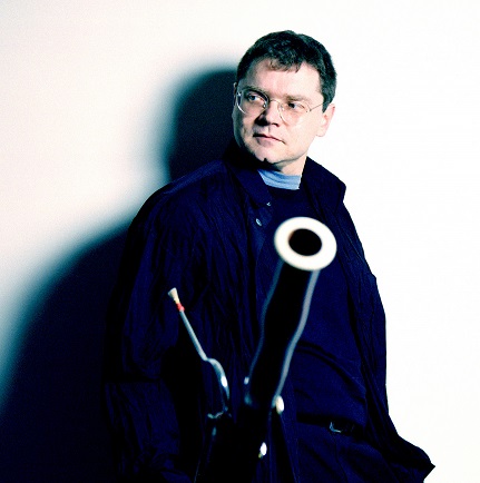 Pascal Gallois s'entretient avec le musicologue Bertrand Bolognesi