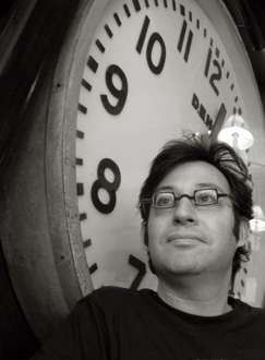 le compositeur Oscar Strasnoy photograpié par Bertrand Bolognesi